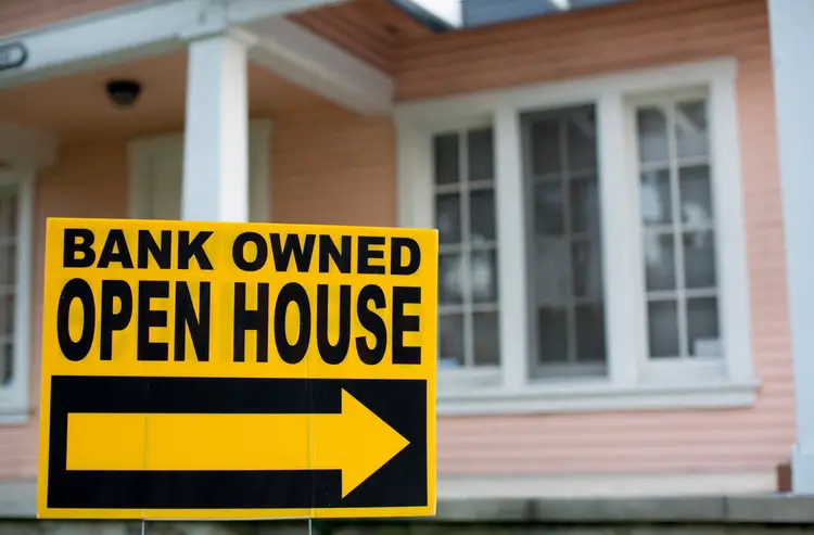 How To Find Out The Bank That Owns A House